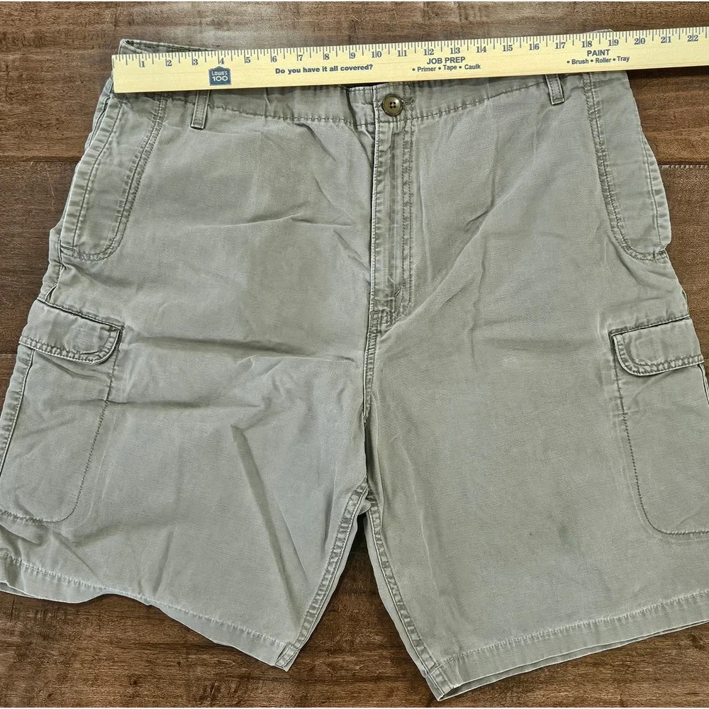 VTG 90s Skater Levis Mens Grunge Cargo Shorts size 38 Gray Canvas Utility Work